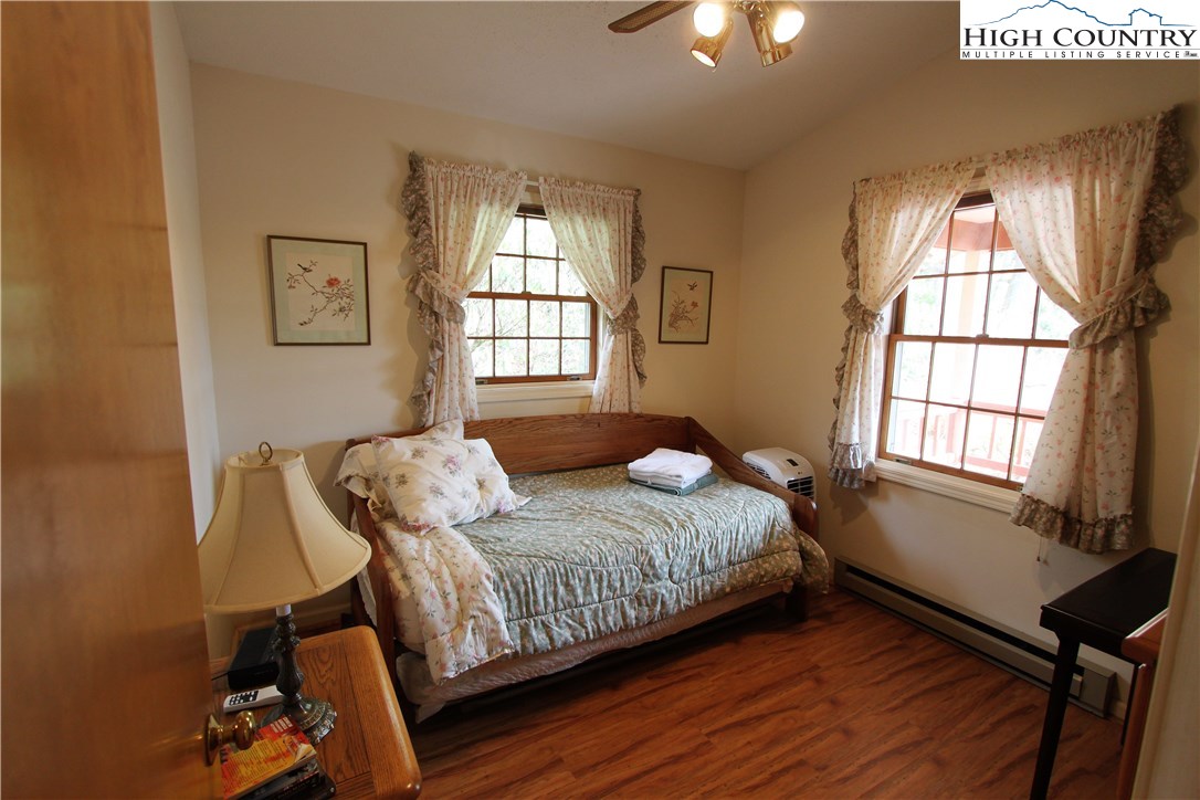 74 Overlook Road Newland, NC 28657 - Photo 13 of 23 Gallery Image 13