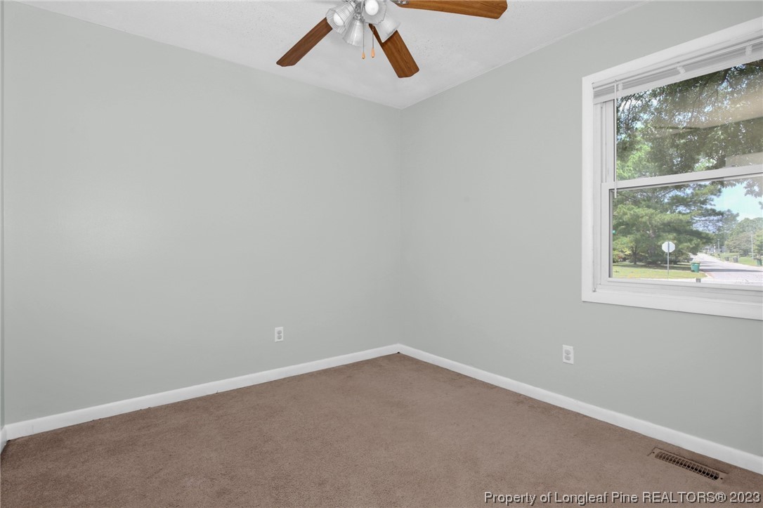 3675 Applegate Road Hope Mills, NC 28348 - Photo 22 of 32 an empty room with a window