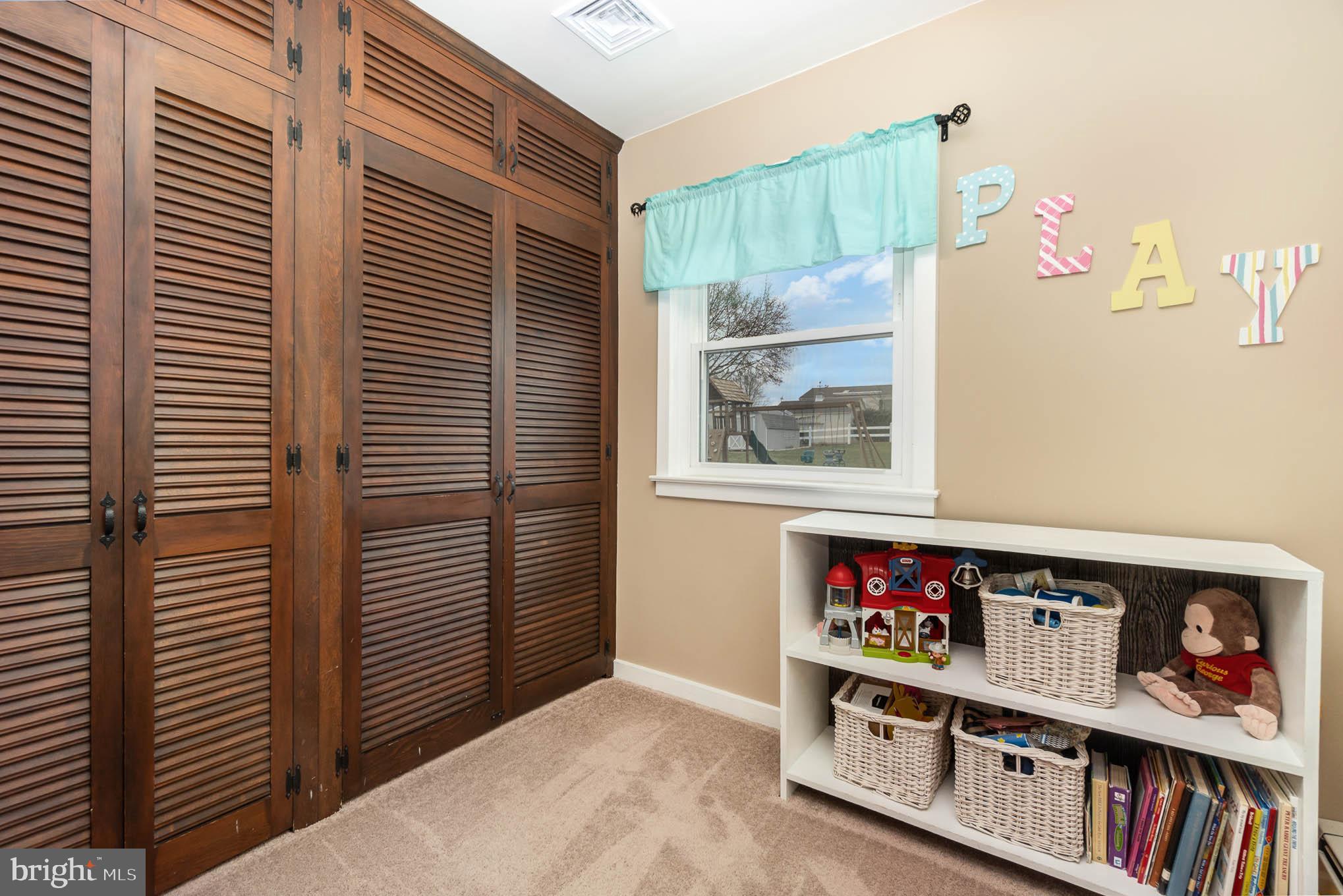 261 East Oregon Road Lititz, PA 17543 - Photo 11 of 30