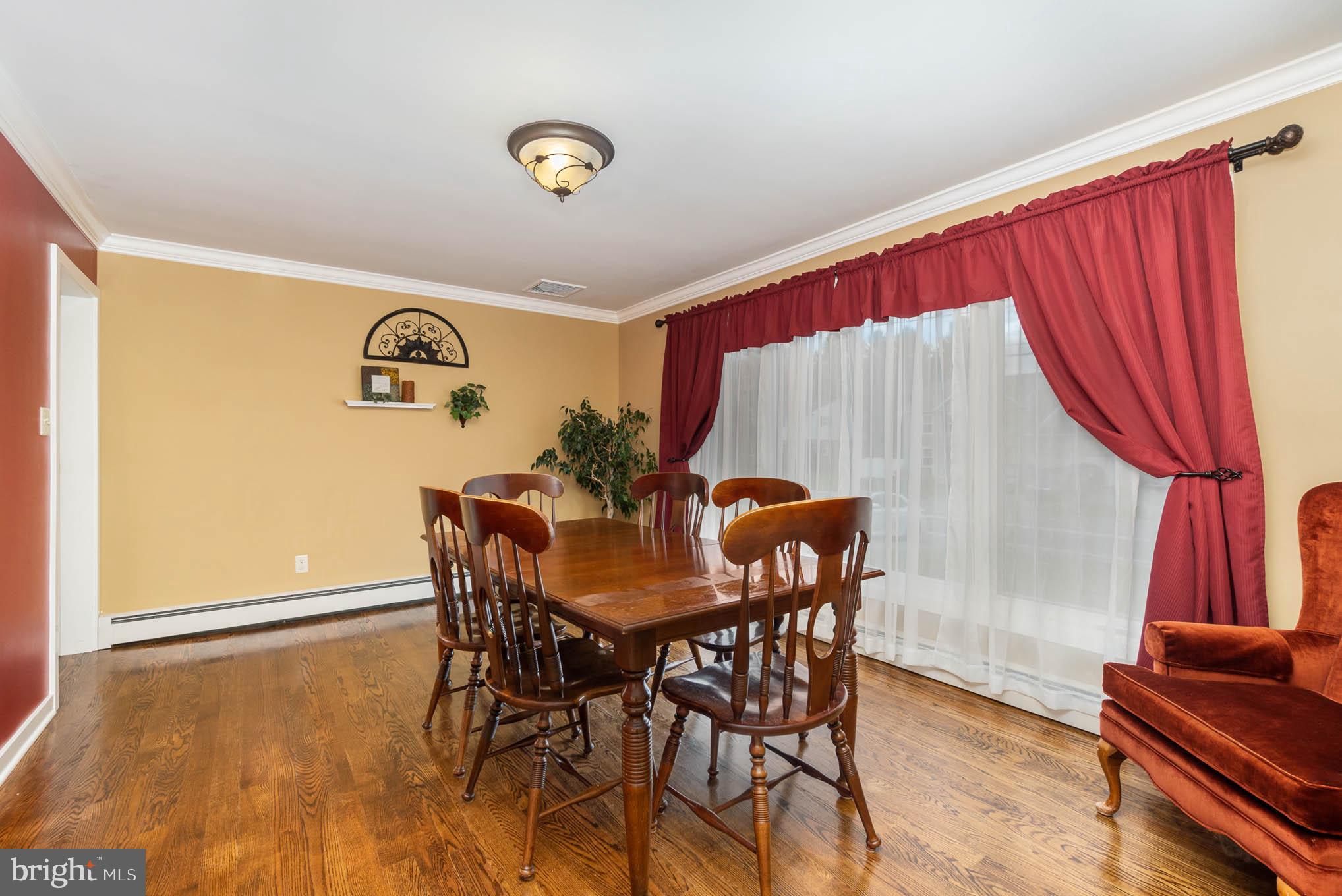 261 East Oregon Road Lititz, PA 17543 - Photo 9 of 30