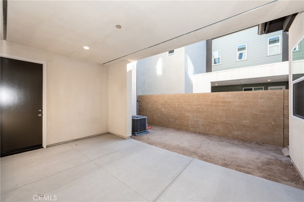 160 Sentosa Irvine, CA 92618 - Photo 22 of 29