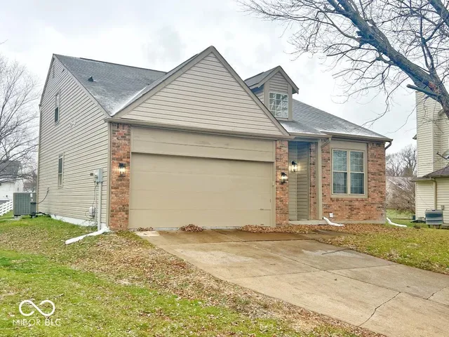 $299,900 | 6110 Kenzie Court, Indianapolis, IN 46236