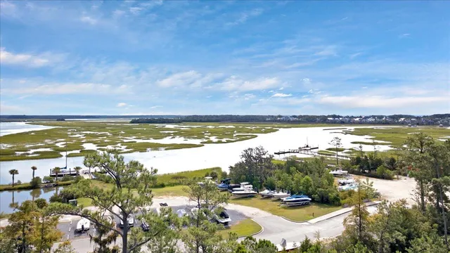 $2,250 | 454 Doane Way, Wando, SC 29492