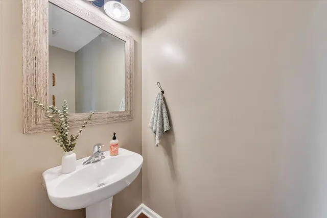 $2,250 | 454 Doane Way, Wando, SC 29492