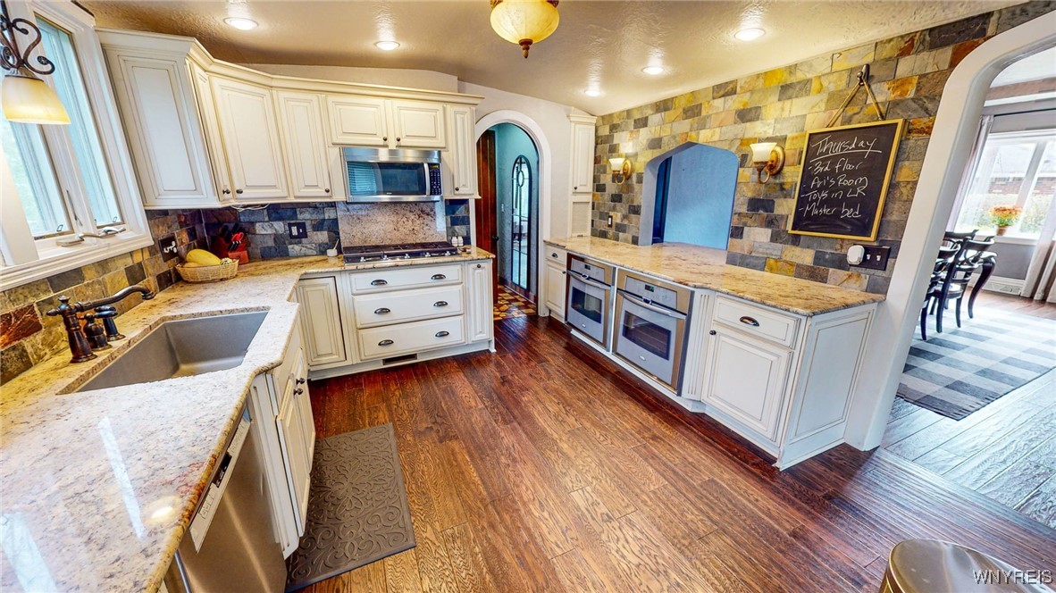 1136 Eggert Road Amherst, NY 14226 - Photo 24 of 50