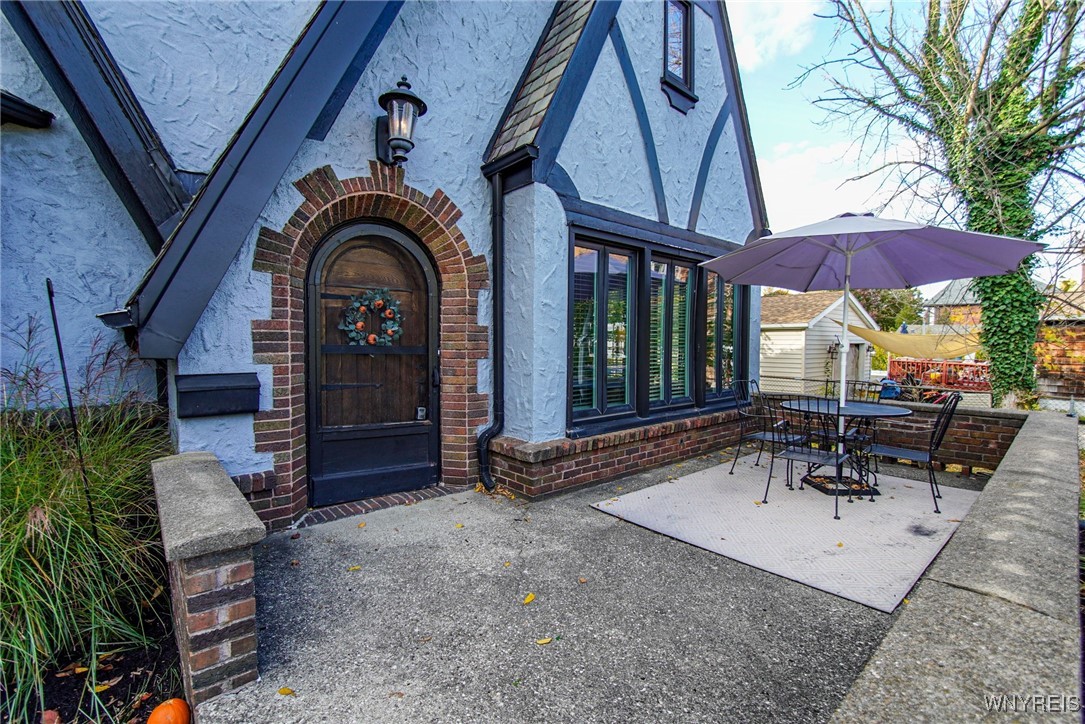 1136 Eggert Road Amherst, NY 14226 - Photo 3 of 50