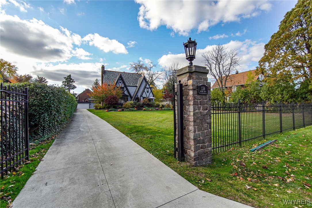 1136 Eggert Road Amherst, NY 14226 - Photo 6 of 50