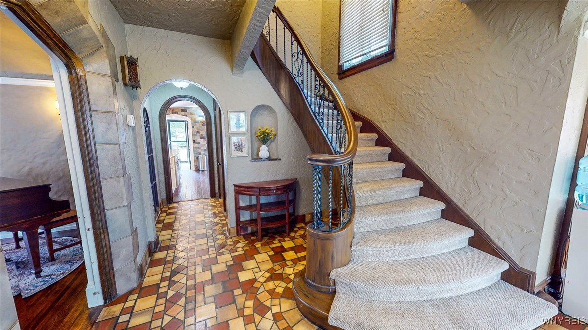 1136 Eggert Road Amherst, NY 14226 - Photo 8 of 50