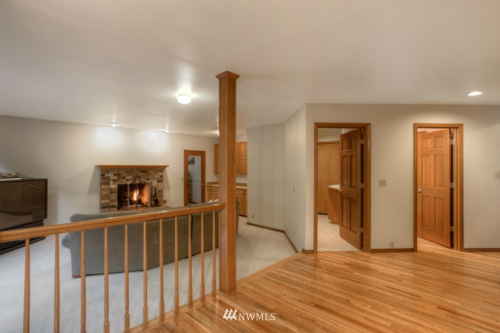 745 Southwest 337th Street Federal Way, WA 98023 - Photo 13 of 25