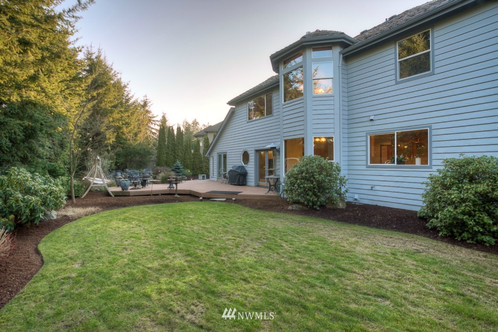 745 Southwest 337th Street Federal Way, WA 98023 - Photo 5 of 25
