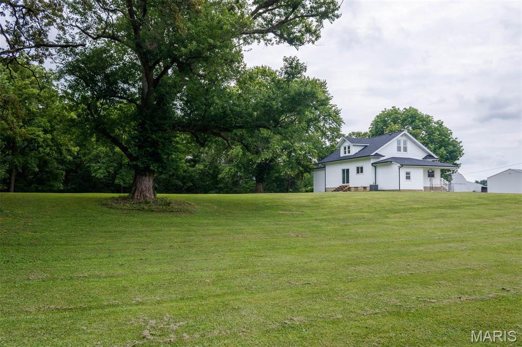 18347 Windy Hill Road Staunton, IL 62088 - Photo 51 of 58