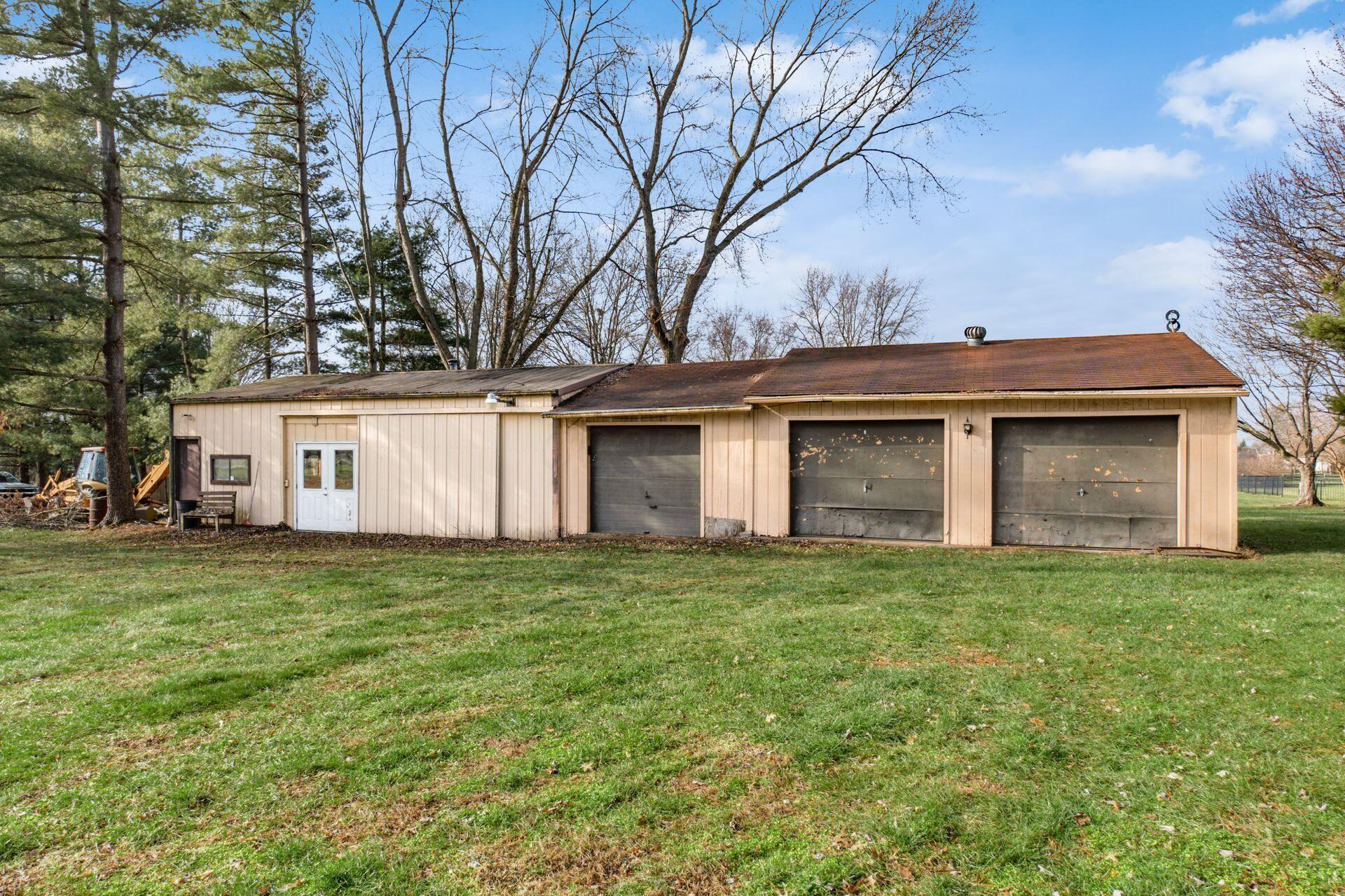 7550 Basil Western Road Canal Winchester, OH 43110 - Photo 4 of 27 002 Shop Bay PLUS 3 more bays