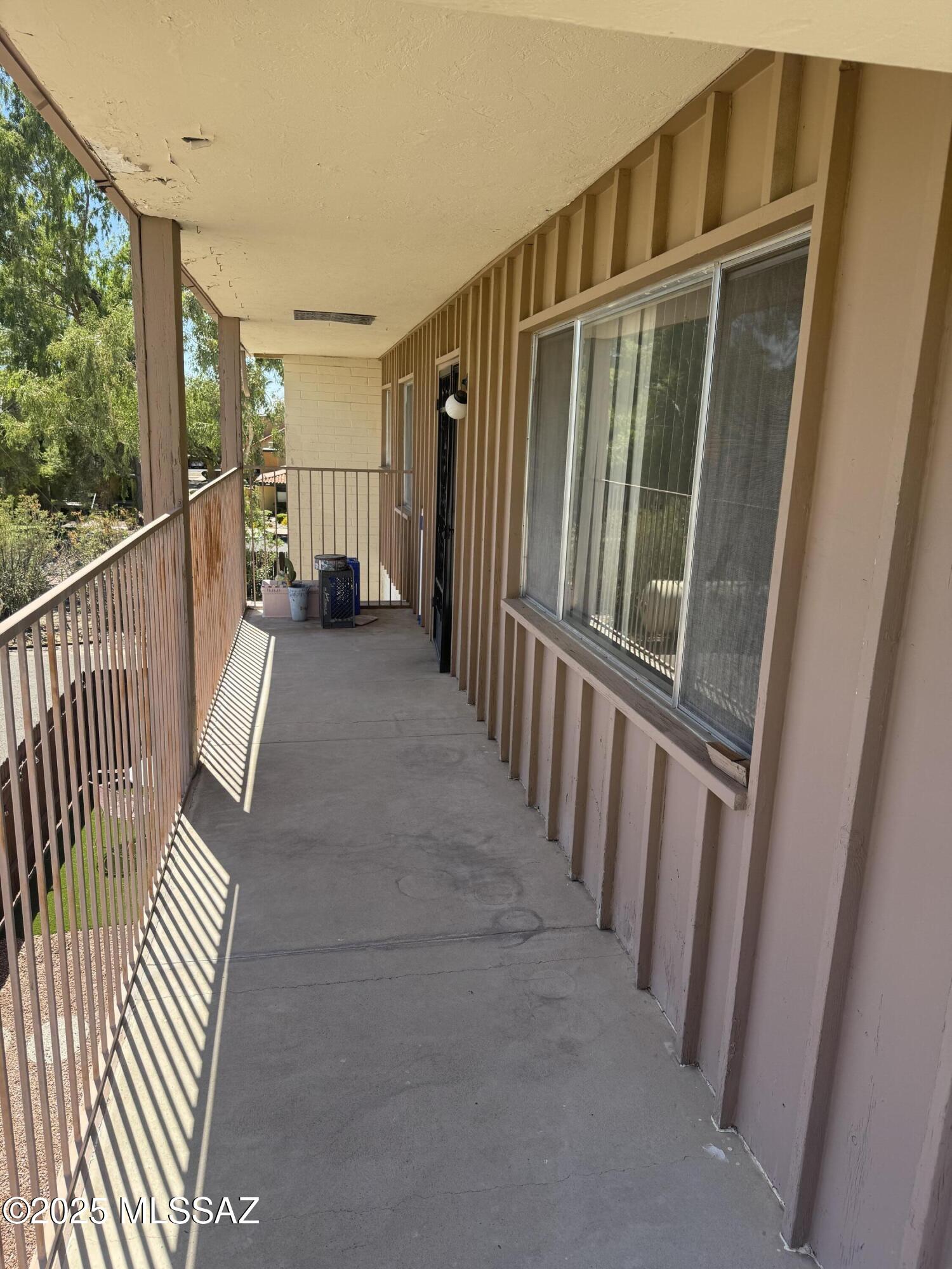 5901 North Oracle Road, Unit 30 Tucson, AZ 85704 - Photo 2 of 16 Gallery Image 2