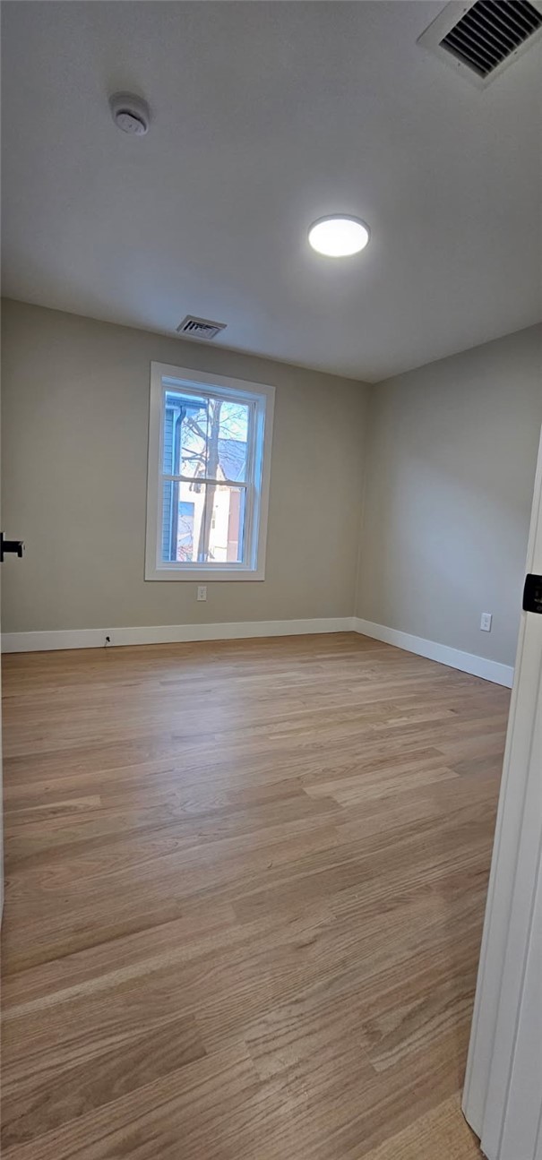 137 Stanwood Street Providence, RI 02907 - Photo 5 of 13