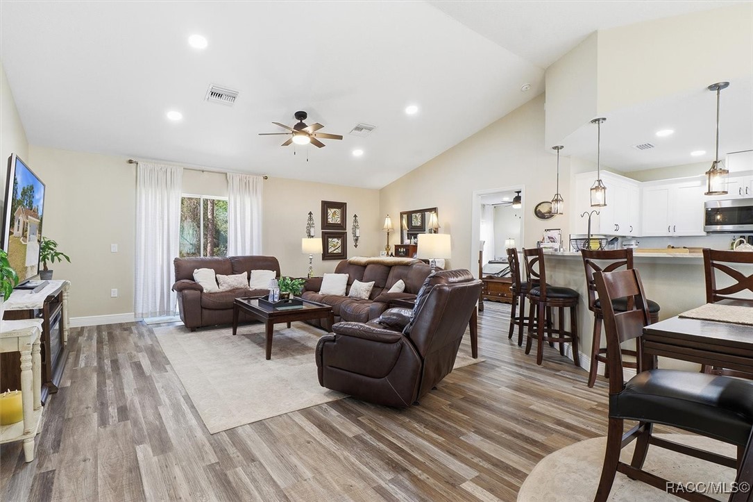 15417 Coot Road Brooksville, FL 34614 - Photo 10 of 44 Gallery Image 10
