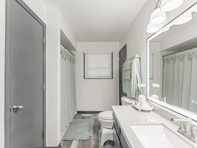 $400,000 | 921 North Grace Street, Lombard, IL 60148