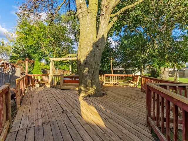 $400,000 | 921 North Grace Street, Lombard, IL 60148