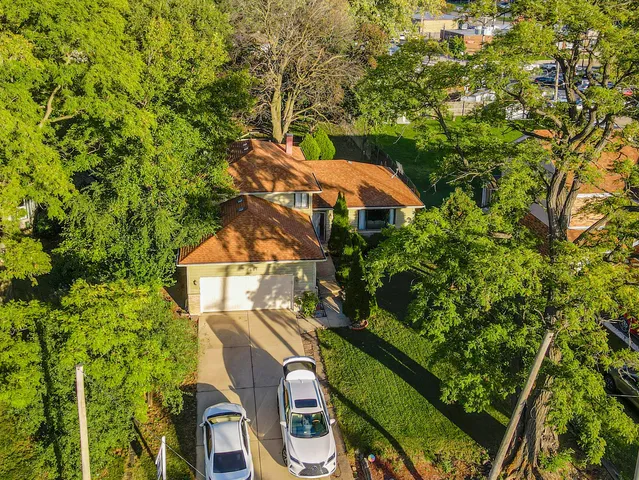 $400,000 | 921 North Grace Street, Lombard, IL 60148