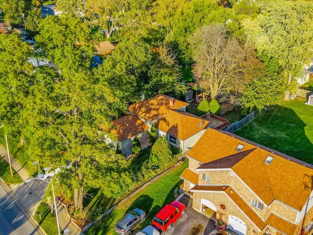 $400,000 | 921 North Grace Street, Lombard, IL 60148