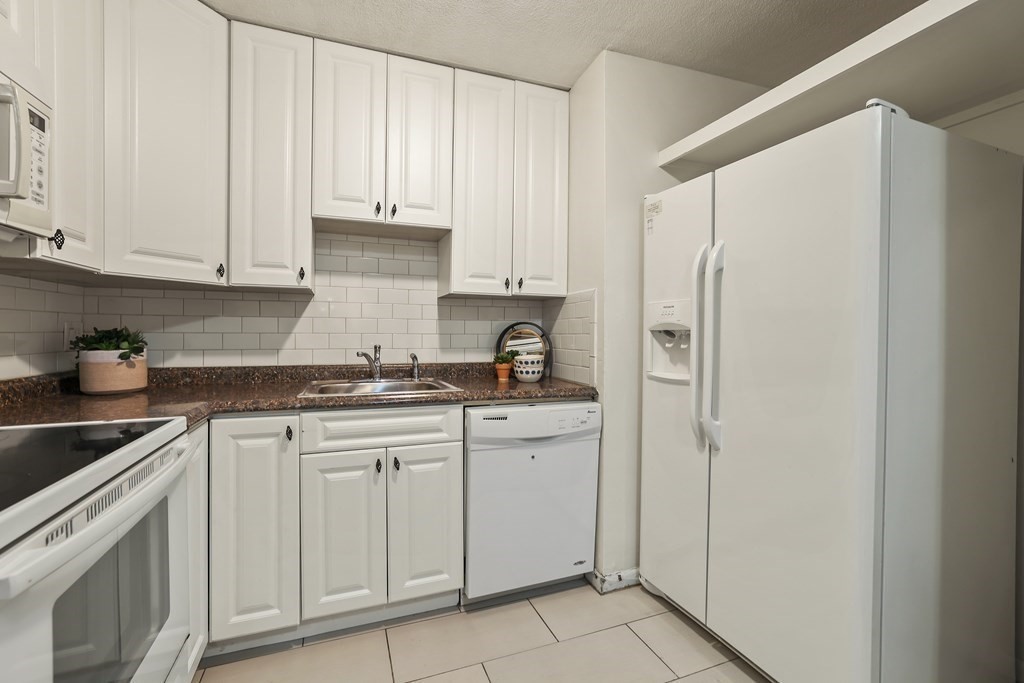 10 Scottfield Road, Unit B3 Boston, MA 02134 - Photo 11 of 22 Gallery Image 11