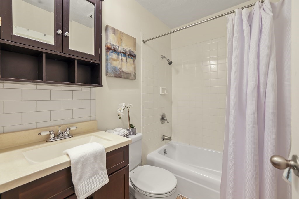 10 Scottfield Road, Unit B3 Boston, MA 02134 - Photo 12 of 22 Gallery Image 12