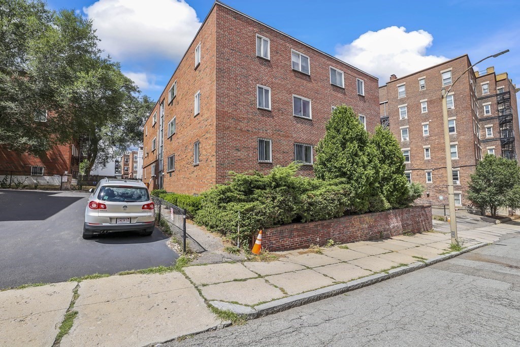 10 Scottfield Road, Unit B3 Boston, MA 02134 - Photo 21 of 22 Gallery Image 21