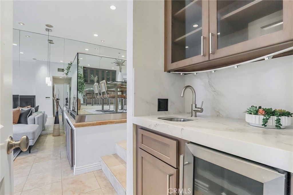 8212 Marina Pacifica Drive Long Beach, CA 90803 - Photo 15 of 35