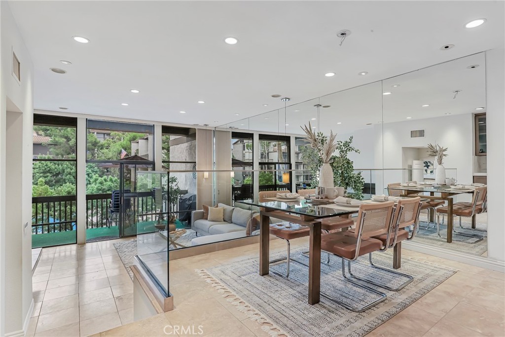 8212 Marina Pacifica Drive Long Beach, CA 90803 - Photo 3 of 35