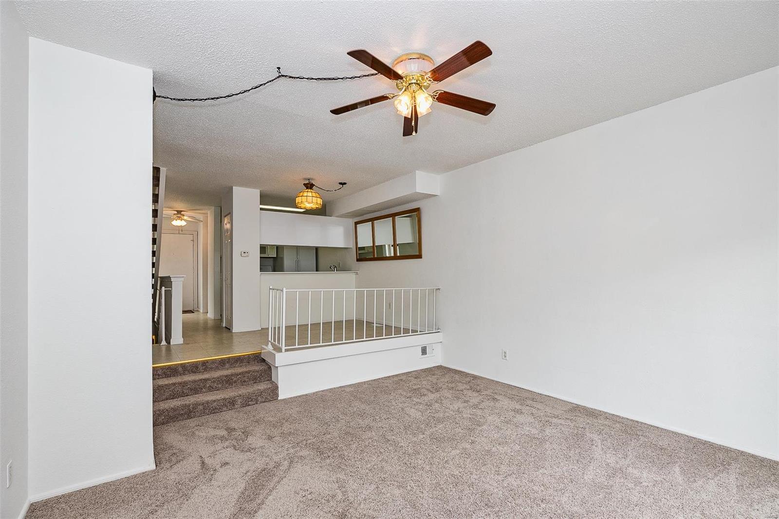 1210 Wicklow Road, Unit E Ballwin, MO 63021 - Photo 5 of 18 Gallery Image 5