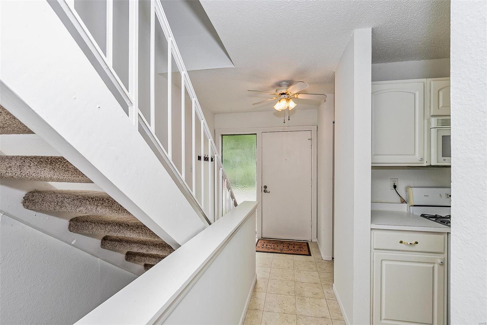 1210 Wicklow Road, Unit E Ballwin, MO 63021 - Photo 10 of 18 Gallery Image 10