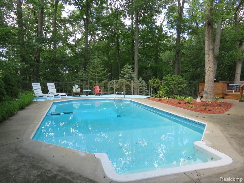 2673 Brighton Road Howell, MI 48843 - Photo 34 of 62 Delightful