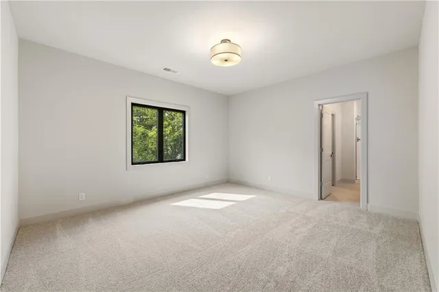 $1,368,286 | 11802 West 181st Terrace, Overland Park, KS 66013