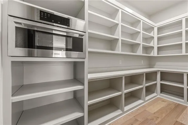 $1,368,286 | 11802 West 181st Terrace, Overland Park, KS 66013