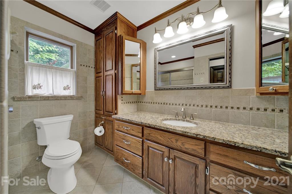 13321 Woody Point Road Charlotte, NC 28278 - Photo 14 of 48 Gallery Image 14