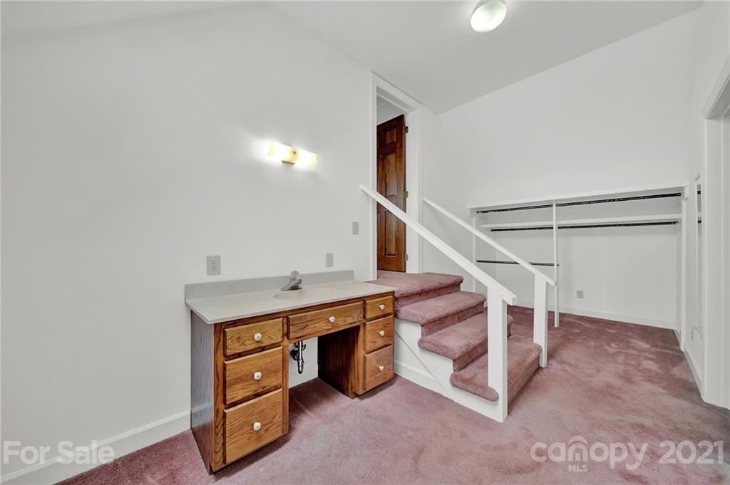 13321 Woody Point Road Charlotte, NC 28278 - Photo 23 of 48 Gallery Image 23