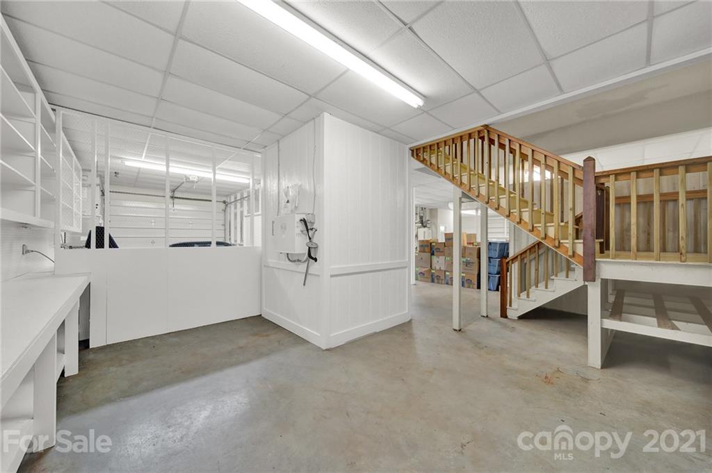 13321 Woody Point Road Charlotte, NC 28278 - Photo 31 of 48 Gallery Image 31