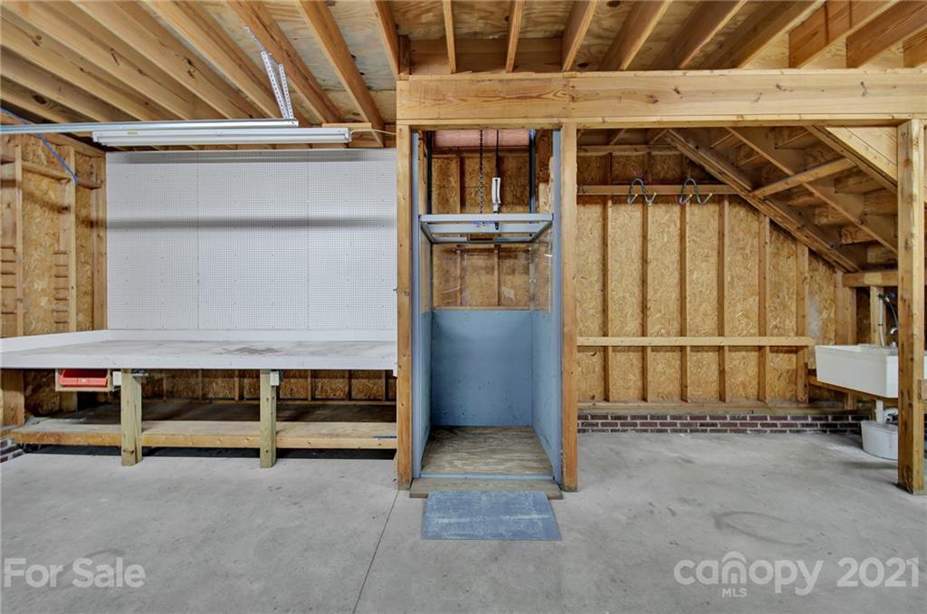 13321 Woody Point Road Charlotte, NC 28278 - Photo 38 of 48 Gallery Image 38