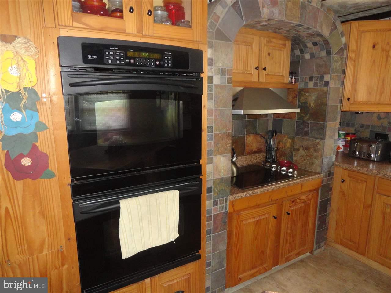 2410 Springwood Road York, PA 17402 - Photo 14 of 32 Gallery Image 14
