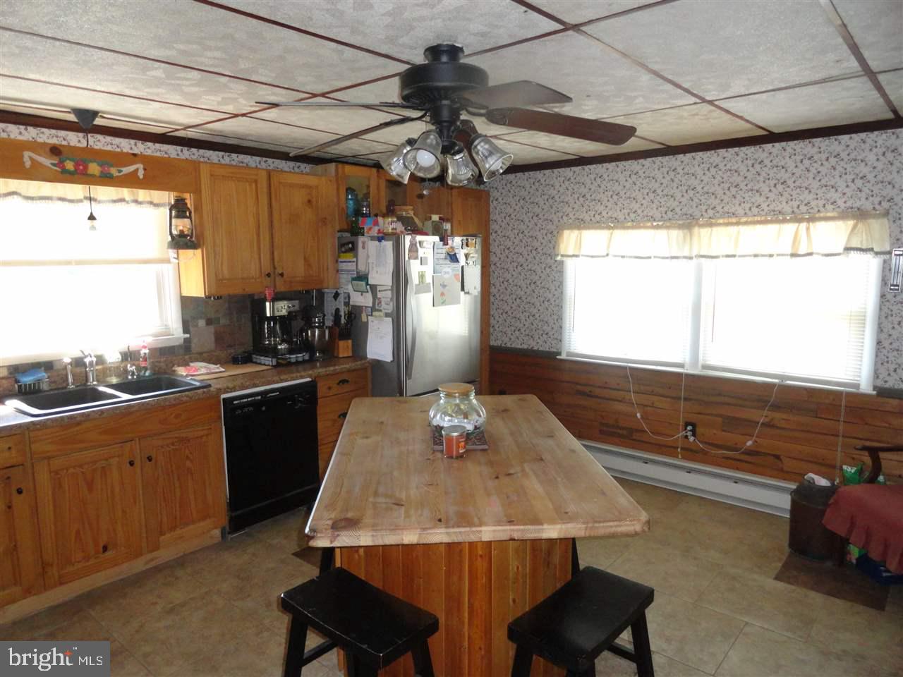 2410 Springwood Road York, PA 17402 - Photo 16 of 32 Gallery Image 16