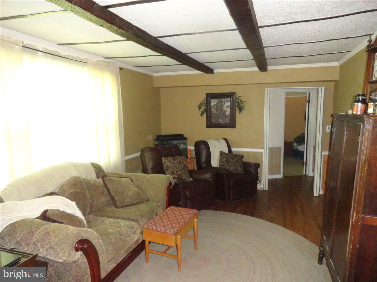 2410 Springwood Road York, PA 17402 - Photo 10 of 32 Gallery Image 10