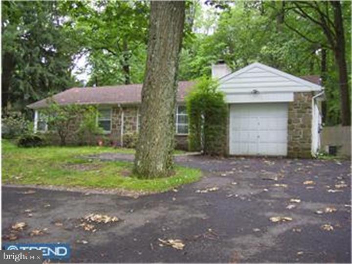 1920 Terwood Road Huntingdon Valley, PA 19006 - Photo 1 of 11 Gallery Image 1