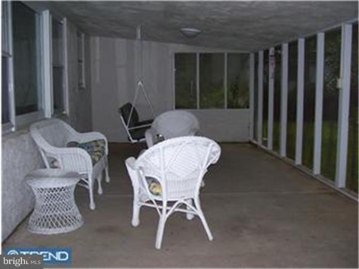 1920 Terwood Road Huntingdon Valley, PA 19006 - Photo 3 of 11 Gallery Image 3