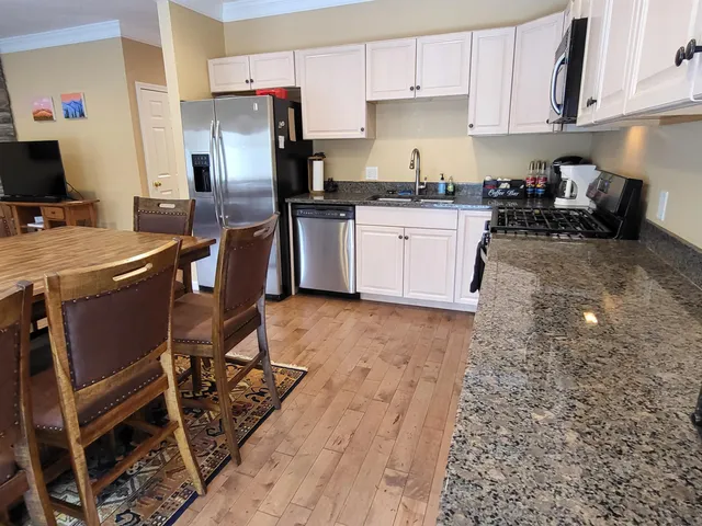 $839,900 | 130 A Woodland Loop, Lincoln, NH 03251