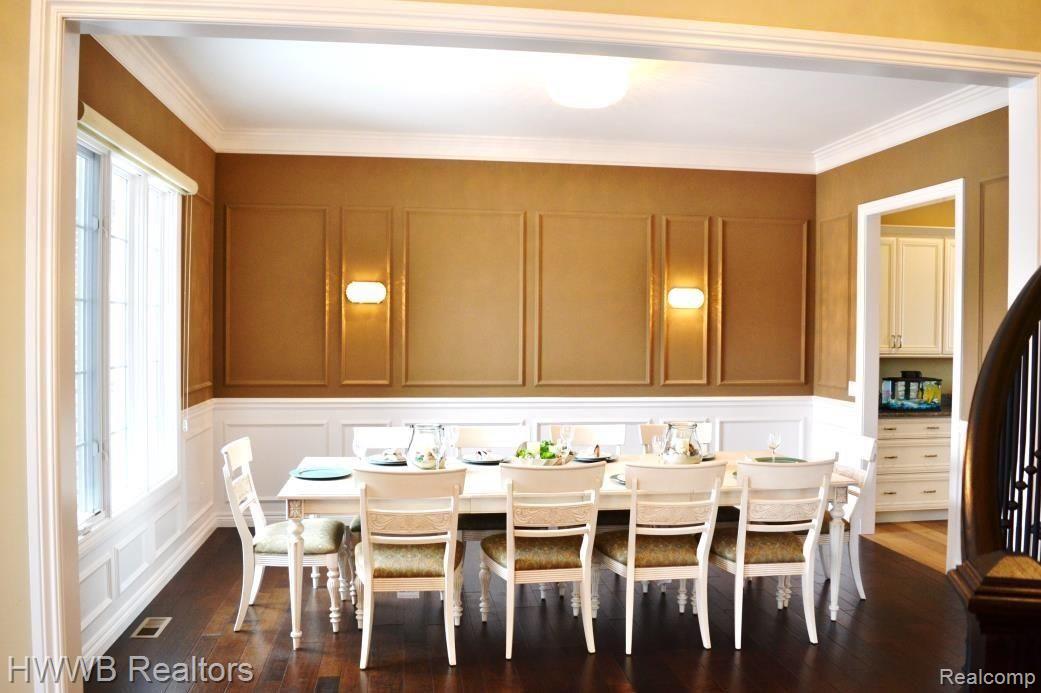 5676 Sovereign Drive Rochester, MI 48306 - Photo 8 of 68 Dining Room
