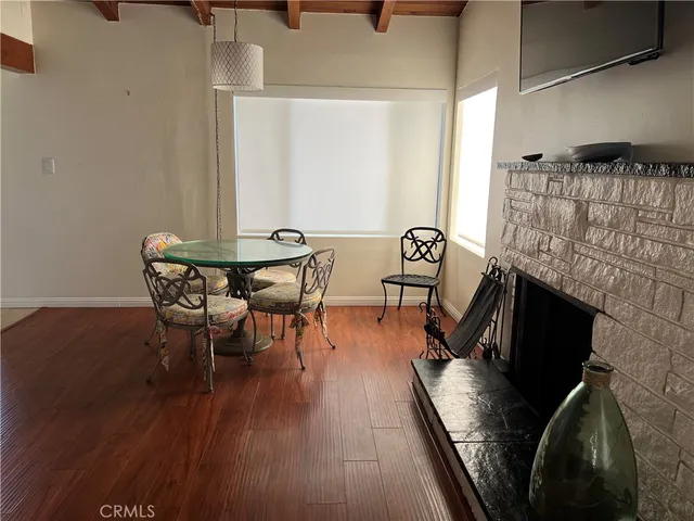 $4,500 | 95 Hermosa Avenue, Hermosa Beach, CA 90254