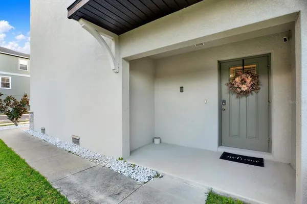 $3,000 | 4732 Pickering Harbor Place, Tampa, FL 33619