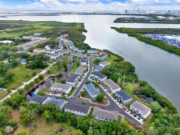 $3,000 | 4732 Pickering Harbor Place, Tampa, FL 33619