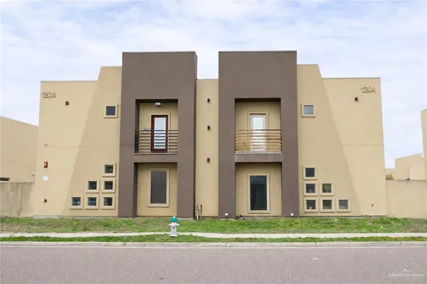 $1,200 | 1204 East Daffodil Avenue, McAllen, TX 78501