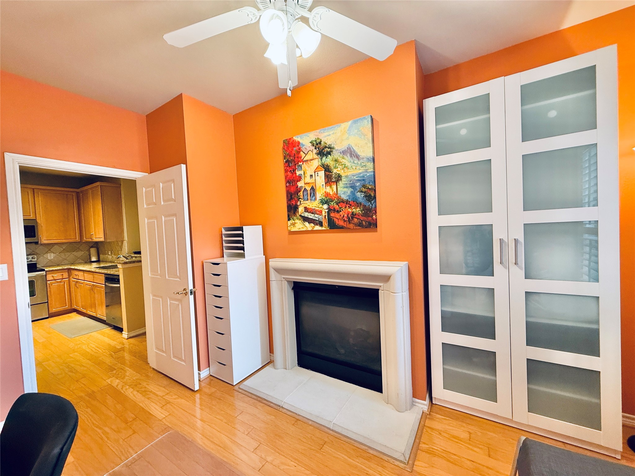 2400 McCue Road, Unit 325 Houston, TX 77056 - Photo 13 of 28