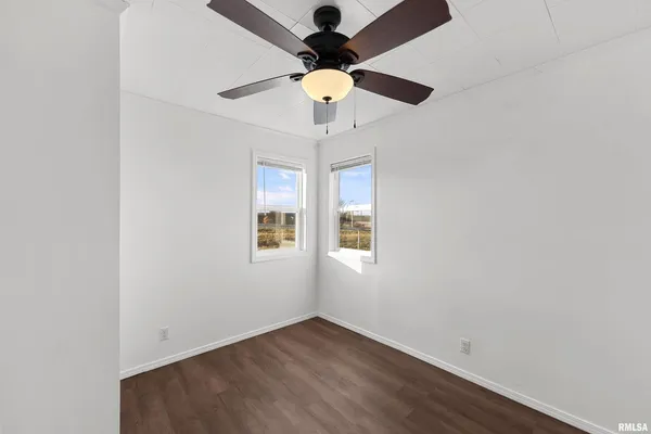 $136,000 | 3221 66th Avenue, Moline, IL 61265